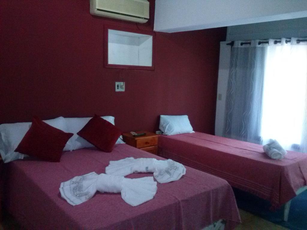 Petit Hotel Caraguata 伊瓜苏港 外观 照片