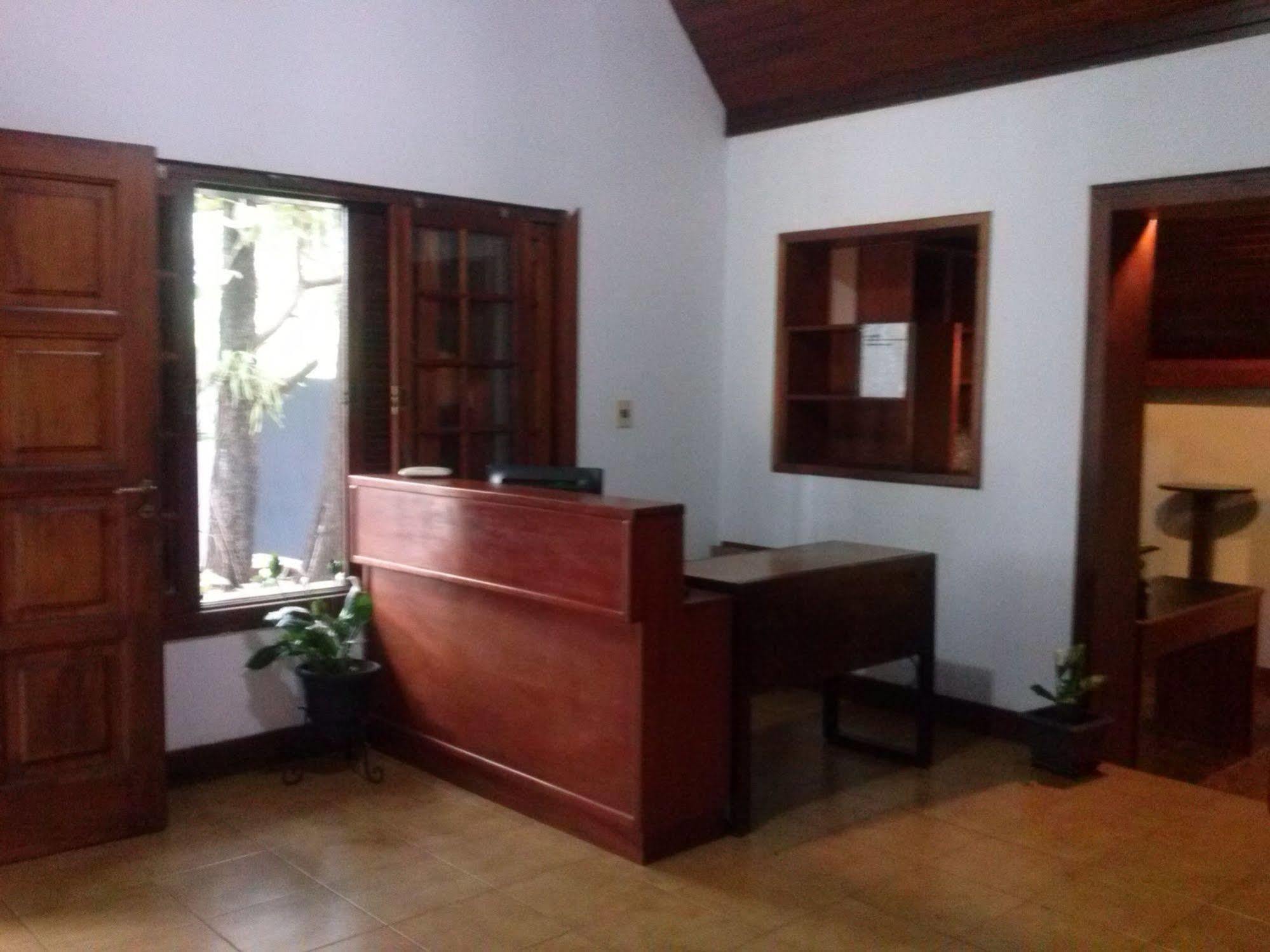 Petit Hotel Caraguata 伊瓜苏港 外观 照片