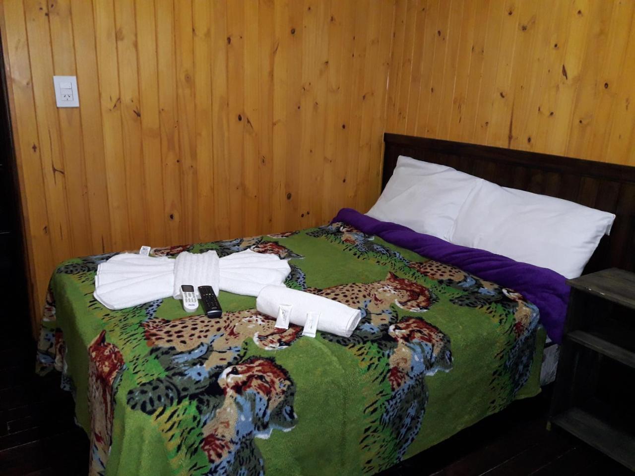 Petit Hotel Caraguata 伊瓜苏港 外观 照片
